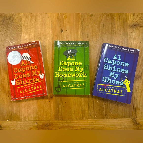 Al Capone Set of 3 Books - Picture 7 of 11